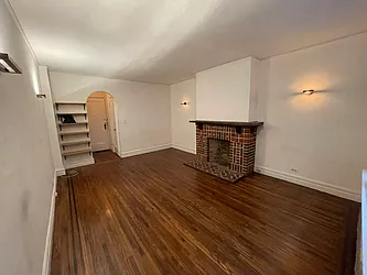 Rented by Century 21 Premier 