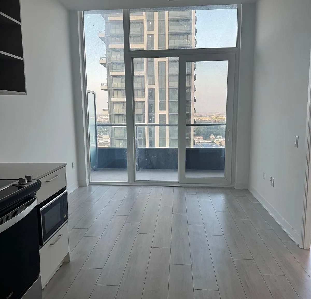 2 bed, $2,450 — Photo 2