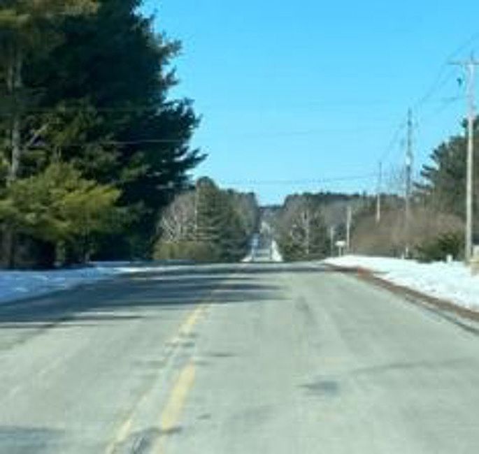 Exterior Neighborhood (street photo)