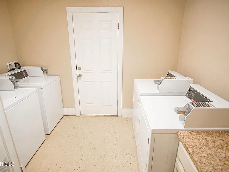 8604 Lawson St #3 — Photo 12