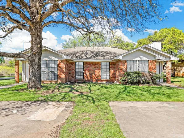 103 Oakwood Ln, Kennedale, TX 76060