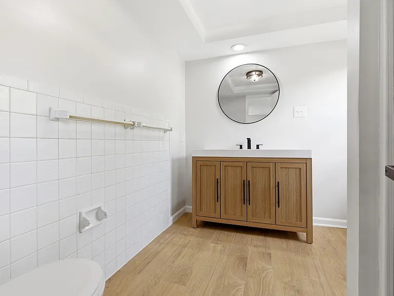 2056 Laurel Hill Dr — Photo 20