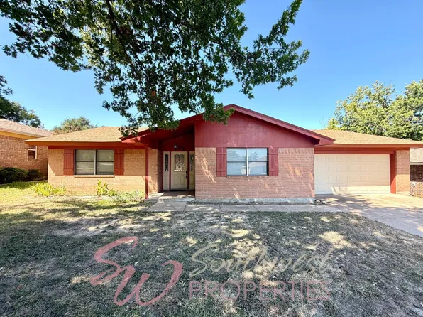 208 Prairie Wind Blvd, Stephenville, TX 76401