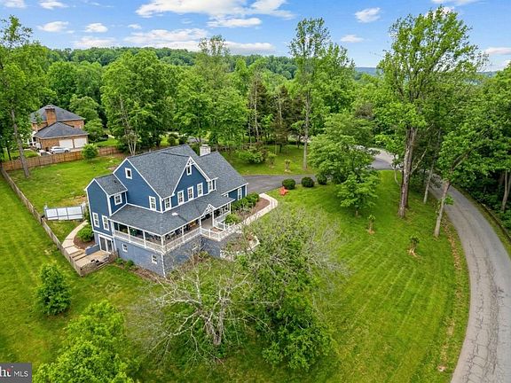2nd image of 5755 Hunton Wood Dr