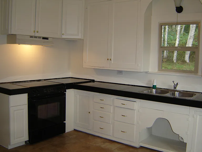 3404 Best Rd — Photo 3