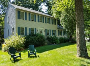 63 Carole Ln, Northbridge, MA 01534