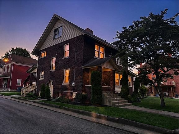 2nd image of 411 10th Ave