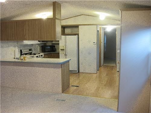 5th image of 855 E Lake St Trlr 14