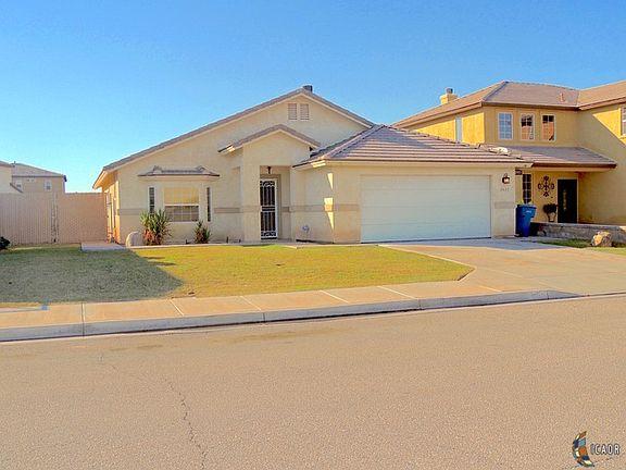 2nd image of 2433 Ensenada Dr