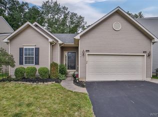 54 Aegean Ave, Amherst, NY 14228