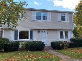 218 Davisville Rd, East Falmouth, MA 02536