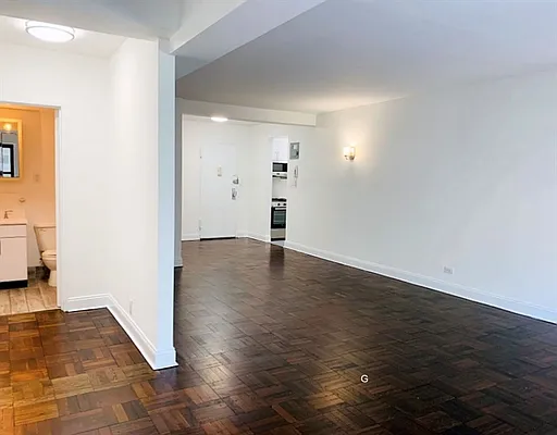 Rented by Citi Habitats | media 3