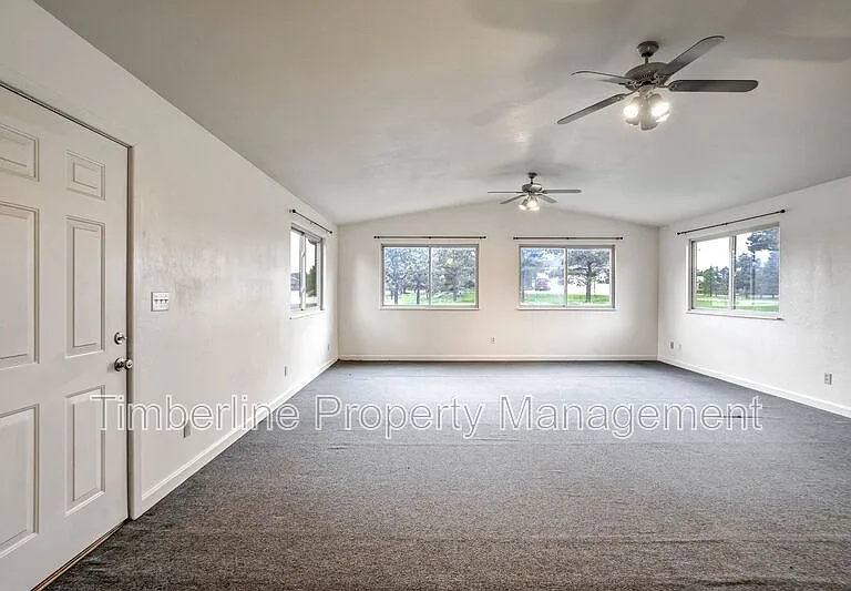 17960 Bakers Farm Rd — Photo 8