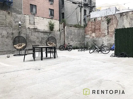 Rented by Rentopia | media 37