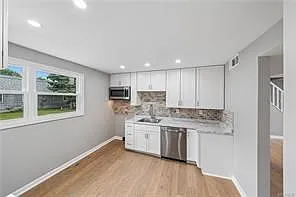 64 Curwood Ct — Photo 7