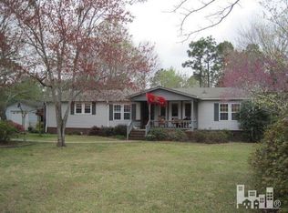 515 S Green Acres Dr, Hampstead, NC 28443