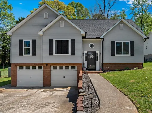 125 Springhouse Farm Ct, Winston Salem, NC 27107
