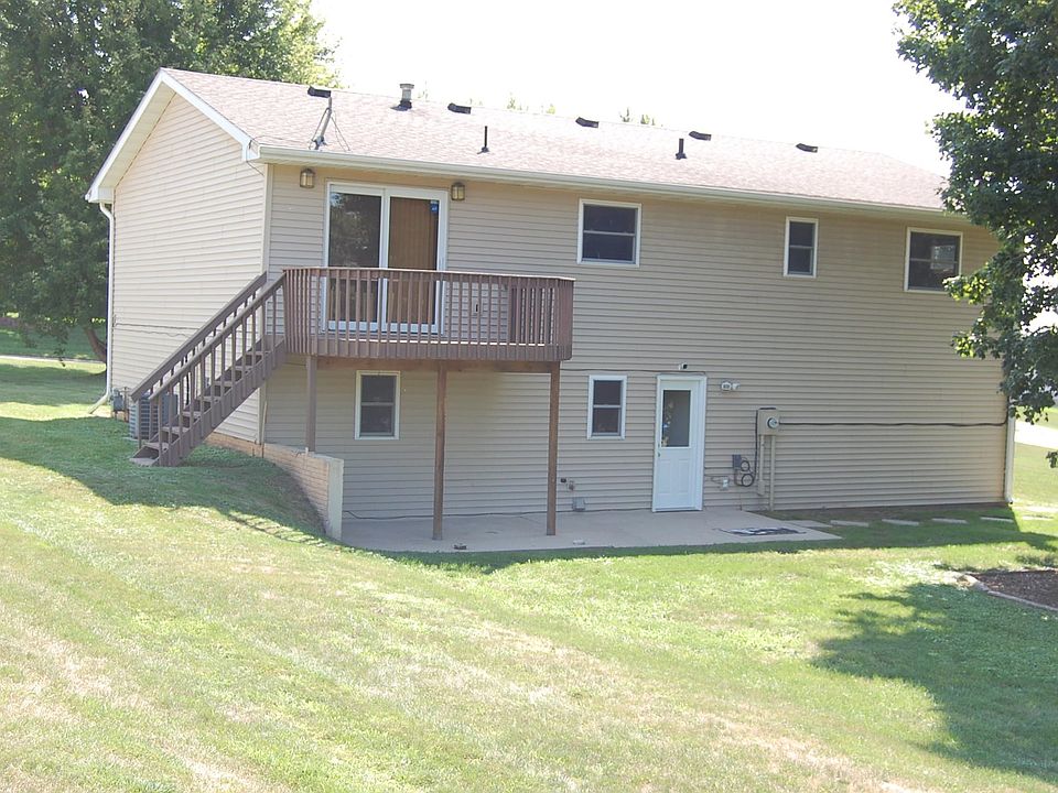 910 Country Club Dr, Maquoketa, IA 52060 Zillow