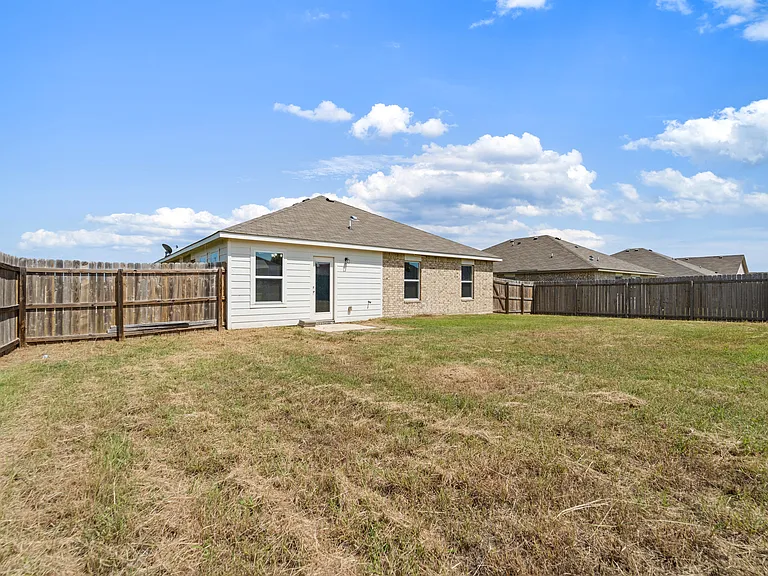 6607 Catherine Dr — Photo 22