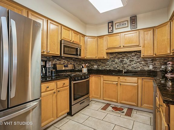 5th image of 1349 E Washington St Unit 605A
