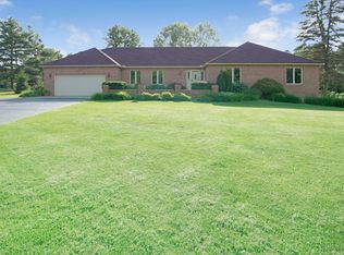 411 Eager Rd, Howell, MI 48843