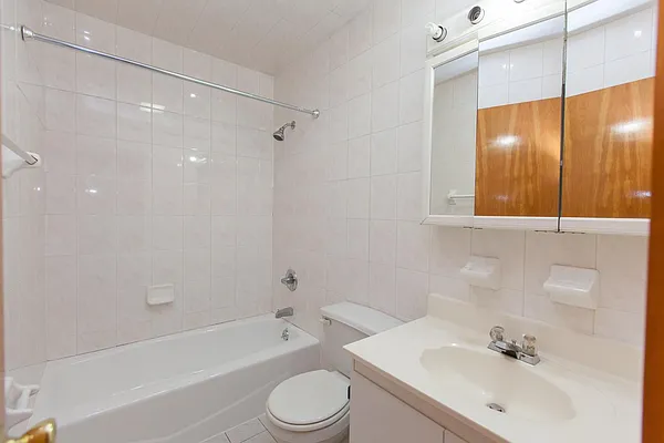 Rented by Voro NYC | media 35