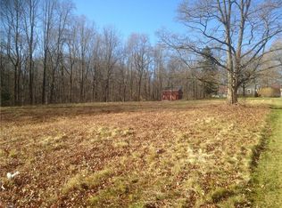 Wakefield Rd, Hiram, OH 44234