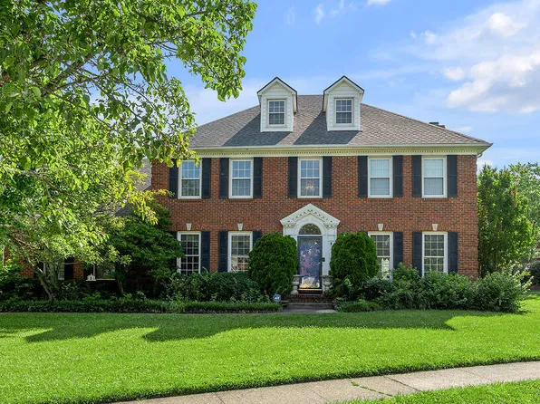 3280 Brighton Place Dr, Lexington, KY 40509