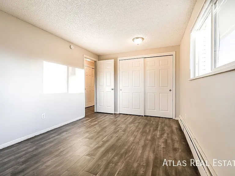 920 Bishop Ct #A — Photo 8