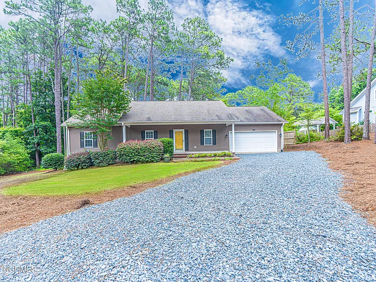 465 Crestview Rd — Photo 21