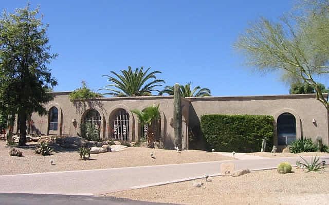 1st image of 1083 E BOULDER Drive