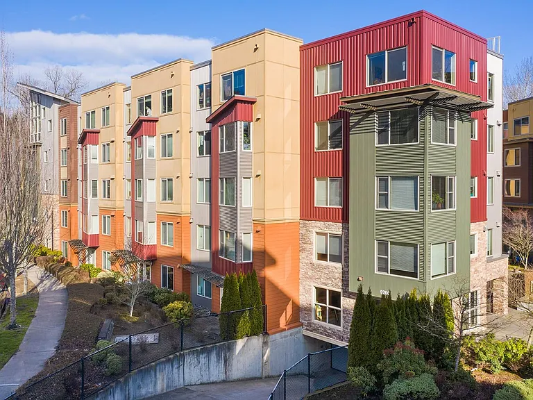 Arrowhead Gardens Senior Living Apartments — Photo 29