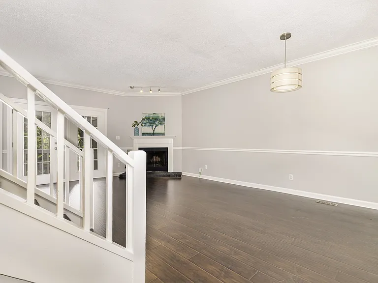 6111 Highcastle Ct — Photo 3