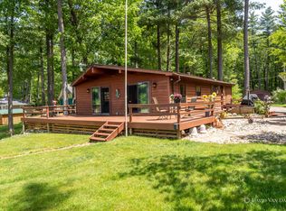 6724 E Carrigan Dr, Newaygo, MI 49337
