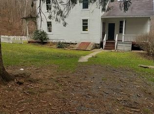 809 Clamtown Rd, New Ringgold, PA 17960