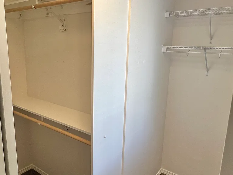 1217 Forsythia Ave — Photo 15