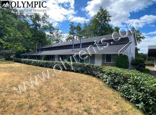 7525 Trails End Dr SE APT B, Tumwater, WA 98501