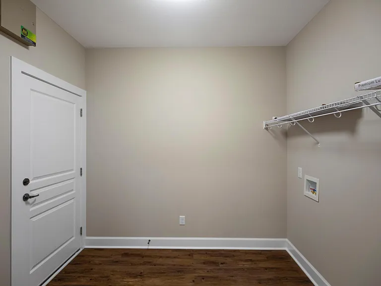 122 Craftsman Dr — Photo 14