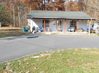 6503 Moncove Lake Rd, Gap Mills, WV 24941