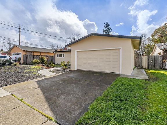 2nd image of 8033 Adrian Drive
