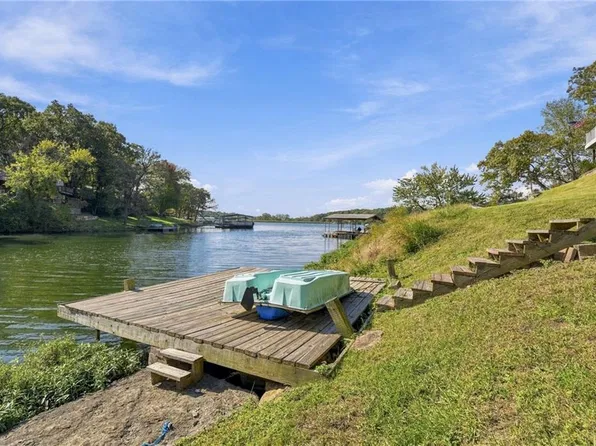 4952 Sioux Ct, Mc Louth, KS 66054