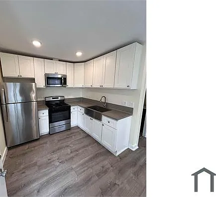 4 bed, 1000 sqft, $3,300 — Photo 2