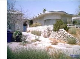 5583 Riverview Dr, Riverside, CA 92509