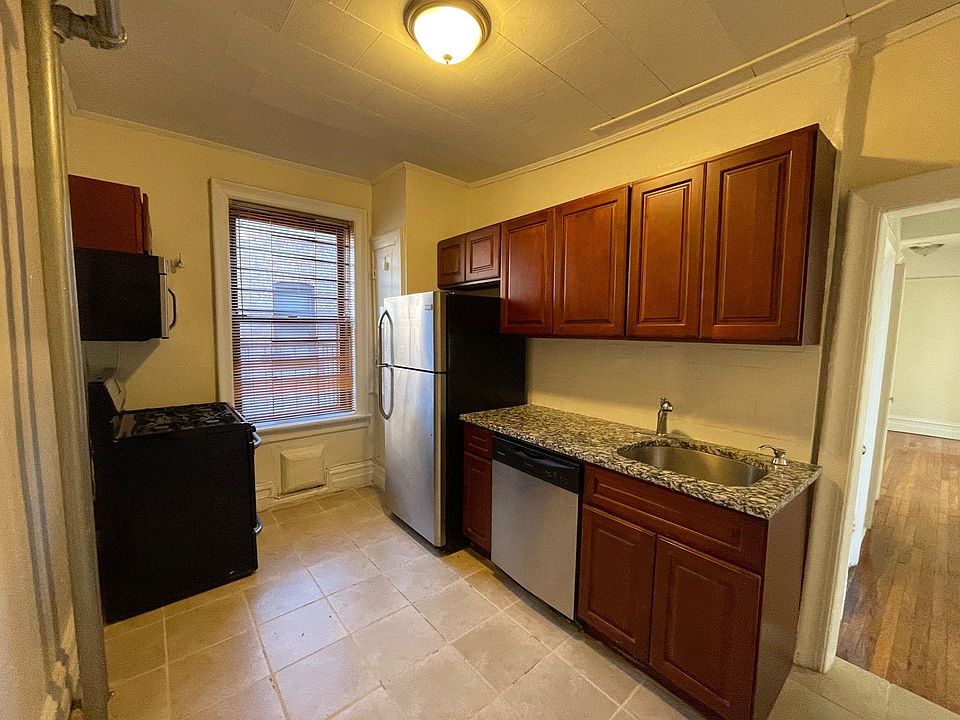 1st image of 114 Glenwood Ave