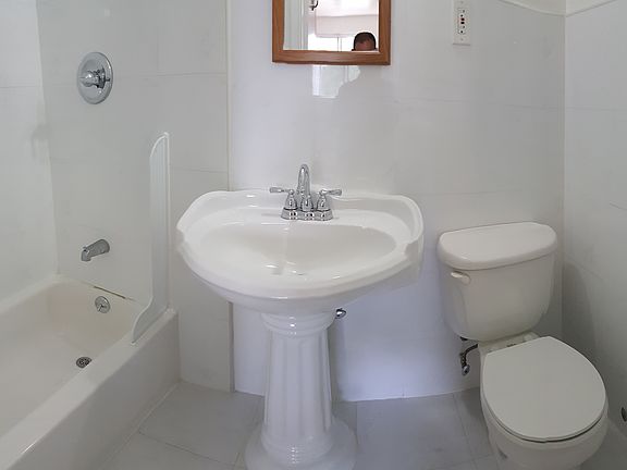 4th image of 162-10 71st Ave #5C