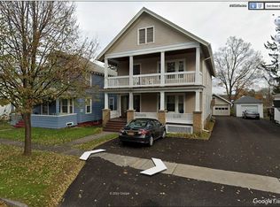 5 Hillside Ave, New Hartford, NY 13413
