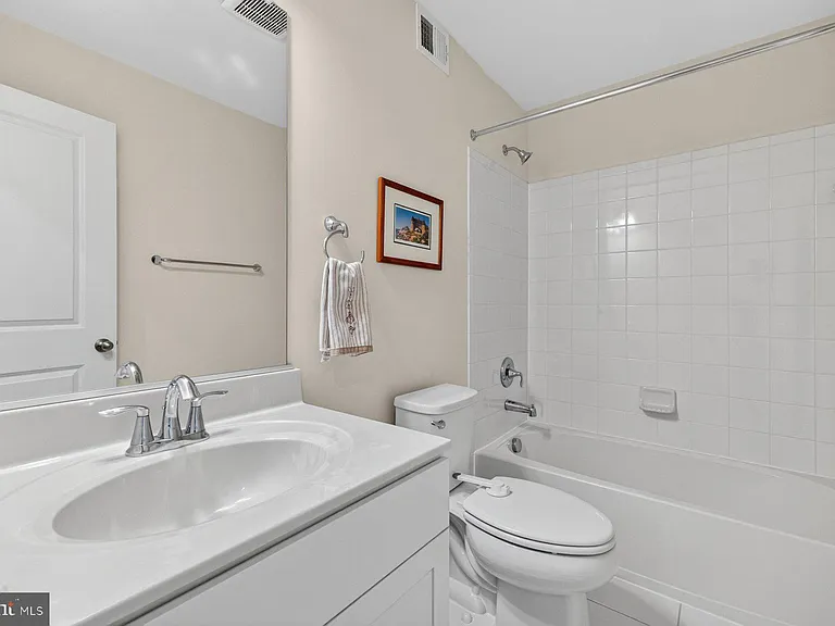 8106 Zoe Pl — Photo 25