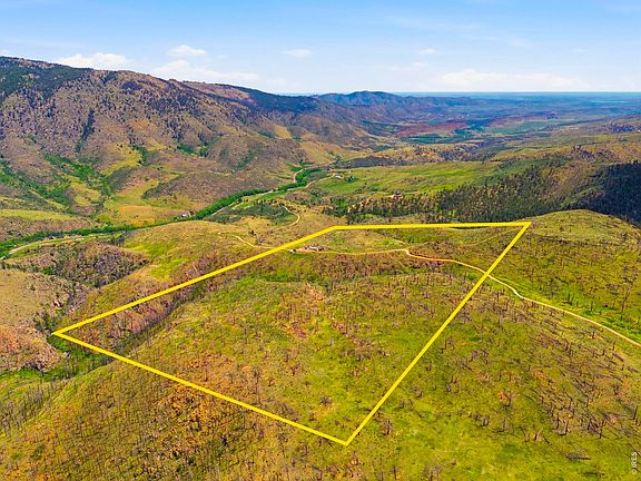 3rd image of 957 Stringtown Gulch Rd