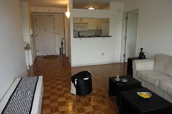 Rented by Corcoran | media 31