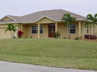 9671 Road Runner Ct, Estero, FL 33928